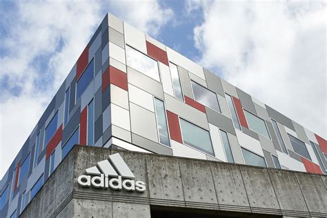 adidas factory store portland